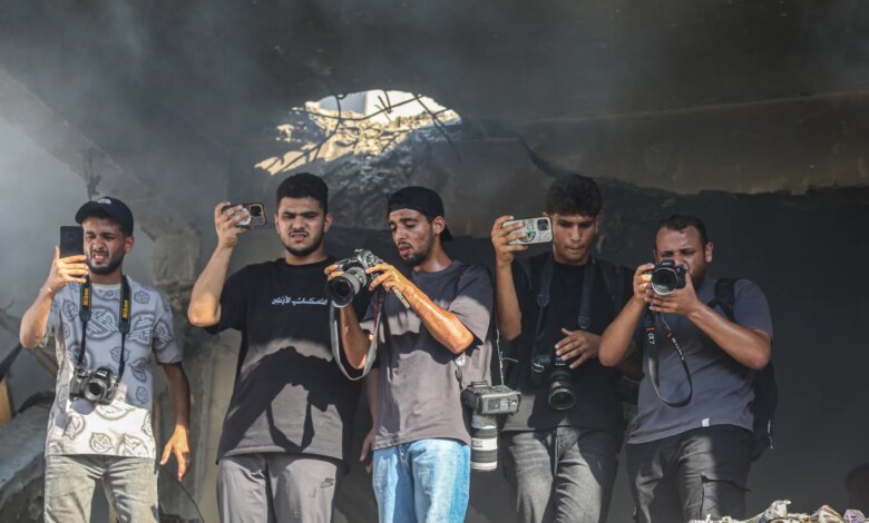 أكبر جريمة بتاريخ الصحافة العالمية.. الاحتلال يقتل 260 صحفيا في غزة | سياسة