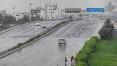 أمطار على جدة وخليص ورابغ.. والدفاع المدني يحذر