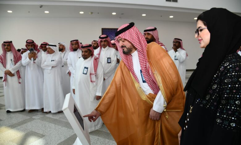 أمين جدة يدشن "مكتبة الالتزام" الرقمية