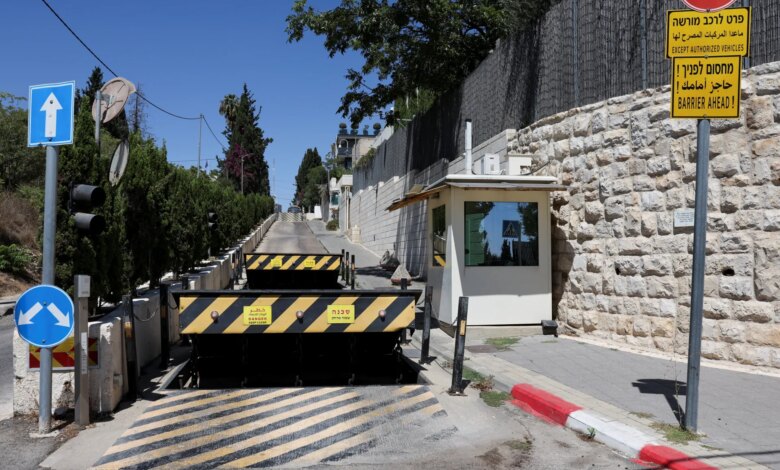 إسرائيل تستهدف قنصلية بريطانيا والغاية دفن الدولة الفلسطينية | سياسة