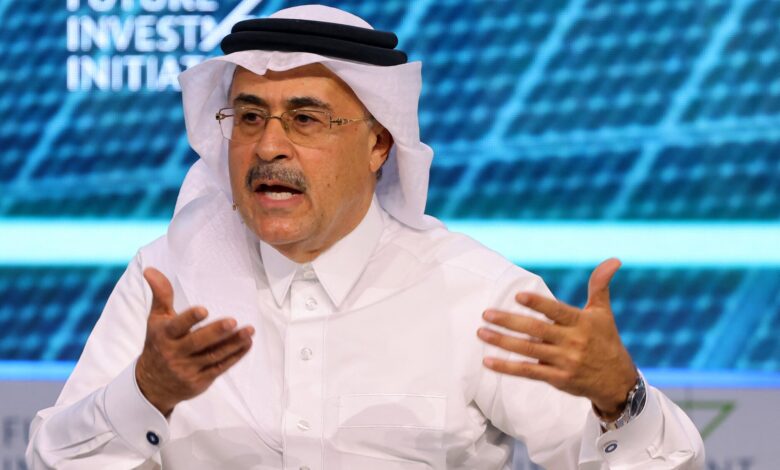 رئيس أرامكو: إعادة ملء مخزونات النفط العالمية تحتاج عامين