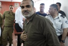 صورة الأسير إبراهيم حامد مقيدا.. سلاح إسرائيلي جديد لترهيب الفلسطينيين | أخبار