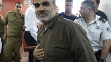 صورة الأسير إبراهيم حامد مقيدا.. سلاح إسرائيلي جديد لترهيب الفلسطينيين | أخبار