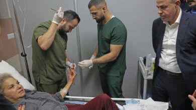 عشر دقائق من الركل والضرب.. مصورة "واشنطن بوست" تروي الاعتداء عليها في رام الله | سياسة