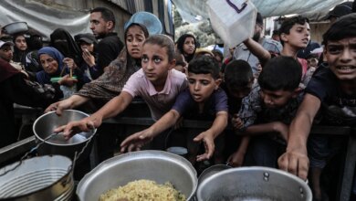 غزة أمام شبح مجاعة جديدة.. الأغذية العالمي يقلص مساعداته إلى القطاع | أخبار