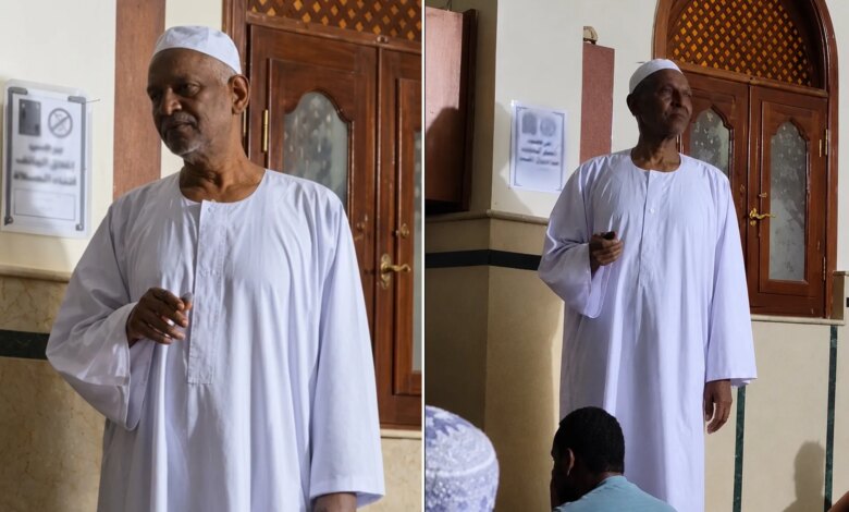 "لم تجرحوا مشاعرنا يوما".. سوداني يودع المصريين برسالة مؤثرة من داخل المسجد | منوعات