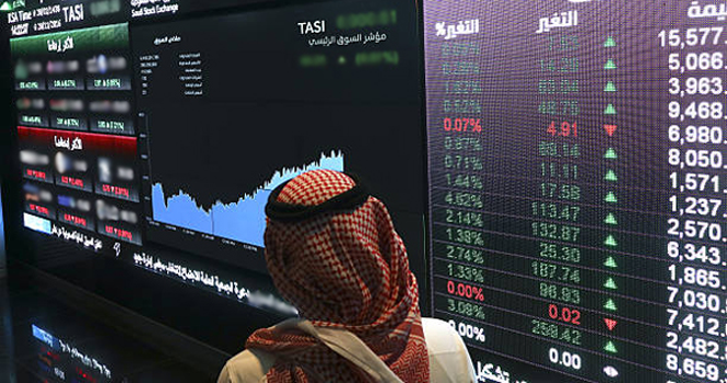 مؤشر الأسهم السعودية يرتفع 37 نقطة ويغلق فوق مستوى 10 آلاف نقطة بتداولات 5.2 مليارات ريال