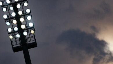 مباراة في الدوري المغربي تتوقف 33 دقيقة بسبب الضباب الكثيف | رياضة